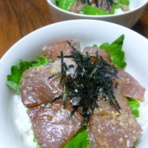 すりゴマが香ばしい ぶりのゴマ醤油漬け丼 レシピ 作り方 By まめもにお 楽天レシピ すりゴマが香ばしい ぶりのゴマ醤油漬け丼 レシピ 作り方 By まめもにお 楽天レシピ